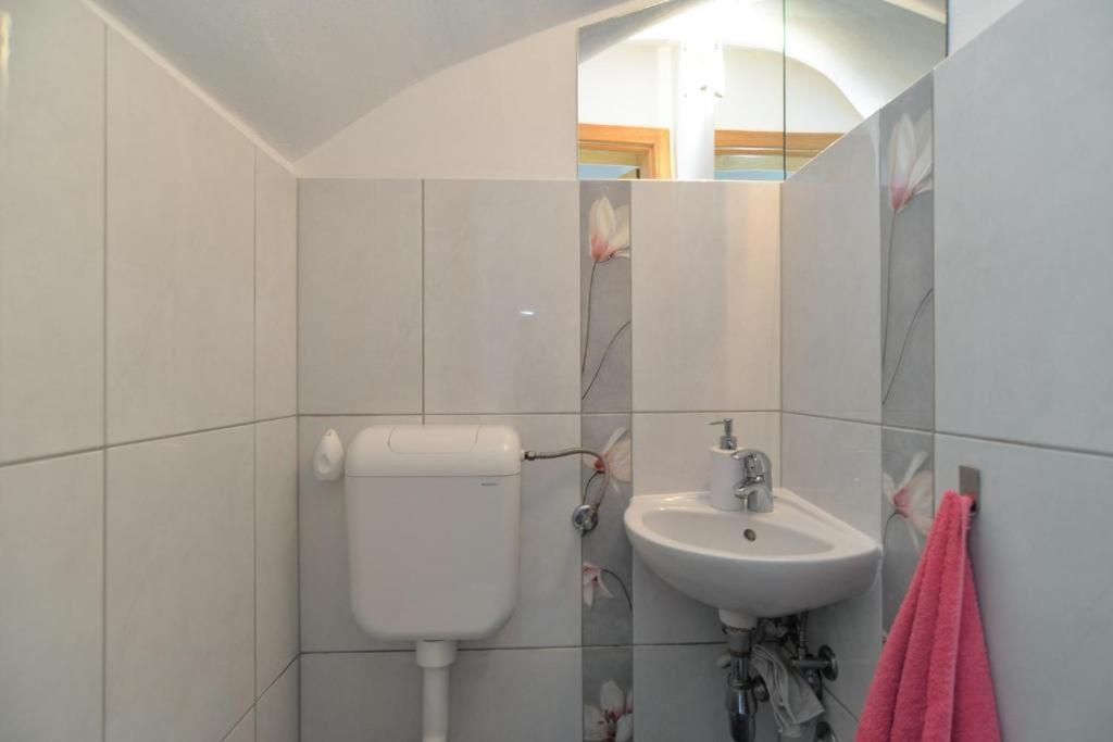 Apartman Eda Pula Zewnętrze zdjęcie
